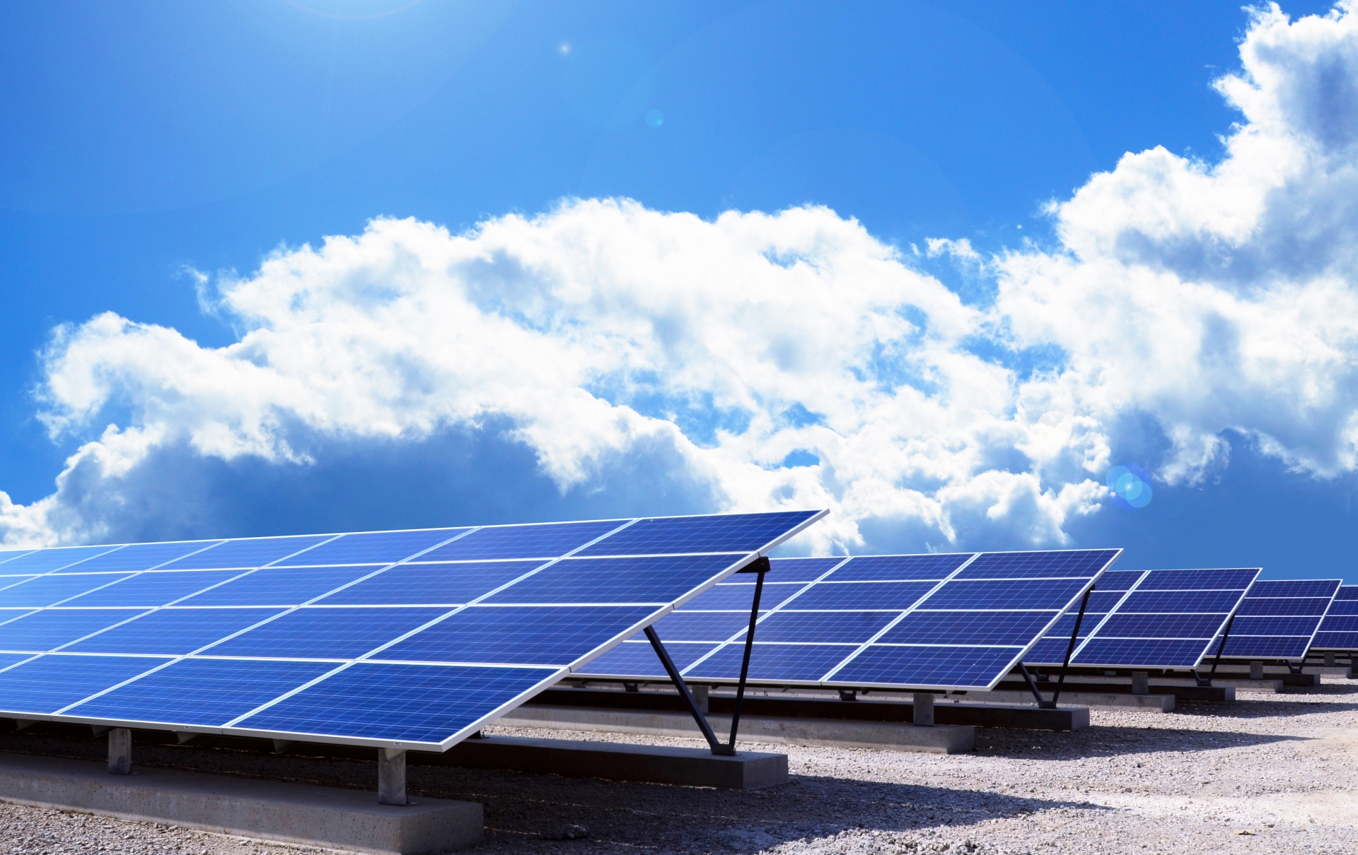 ソーラーパネル写真